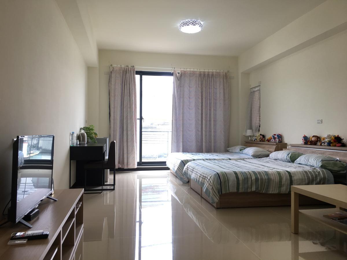 Taichung Hsr Homestay Extérieur photo